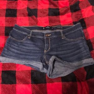 Hollister shorts